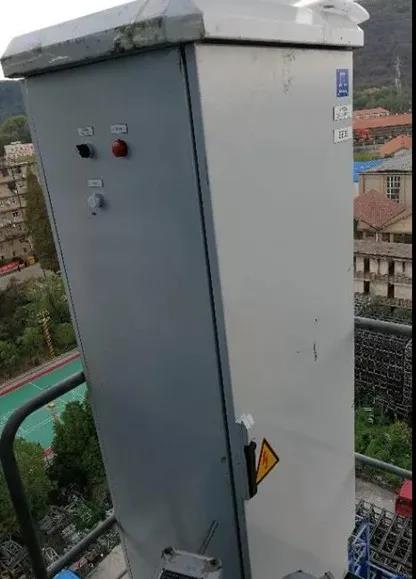 2019年10月 根據(jù)初步方案完成設(shè)備安裝2.jpg